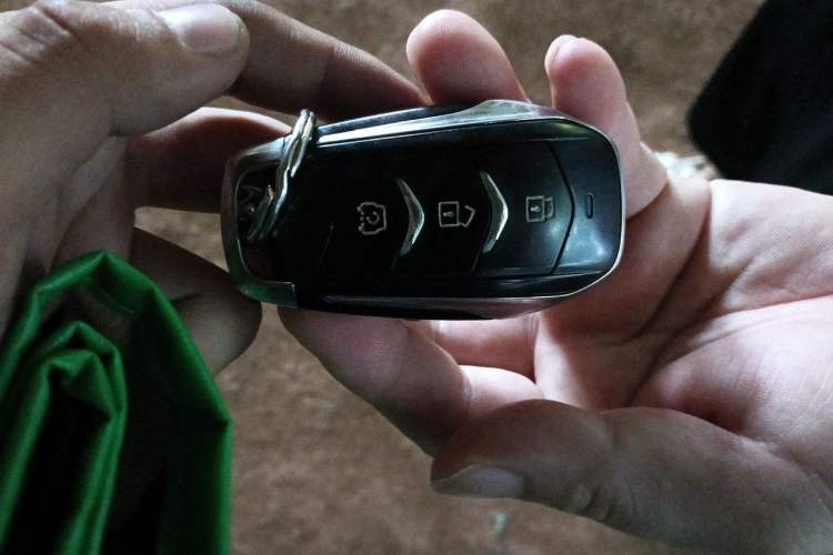 Used Landian E5 2023 1.5L DE-i 100KM Comfort Edition 7-Seater Vehicle Key