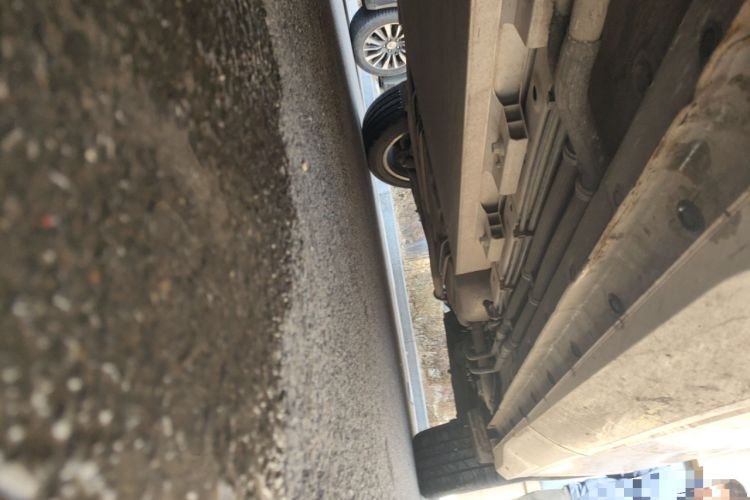 Used Landian E5 2023 1.5L DE-i 110KM Flagship 7-Seater Chassis Front Left