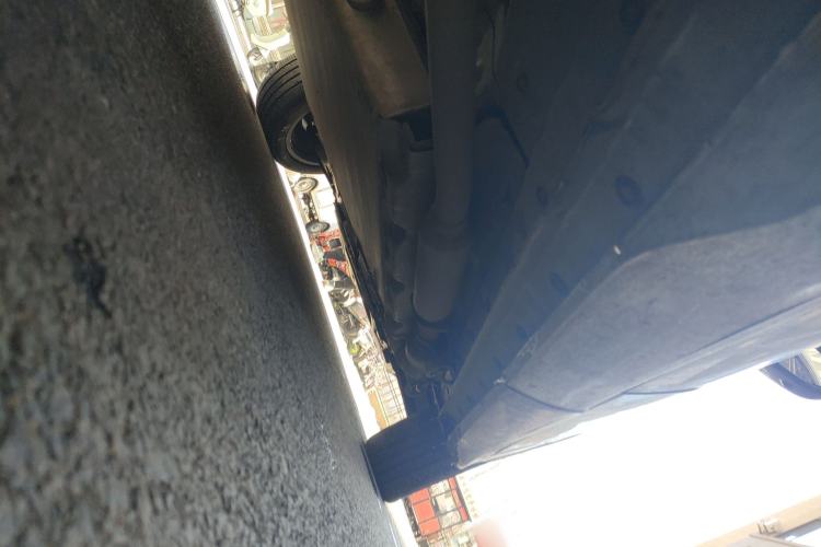Used Landian E5 2023 1.5L DE-i 110KM Flagship 7-Seater Chassis Rear Right
