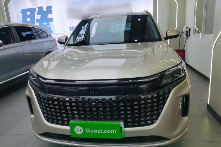 Used Landian E5 2023 1.5L DE-i 110 km Flagship Model 5 Seats Front