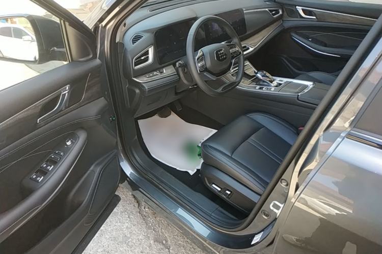 Used Landian E5 2023 1.5L DE-i 100KM Zhenxiang Edition 7-Seater Driver Seat