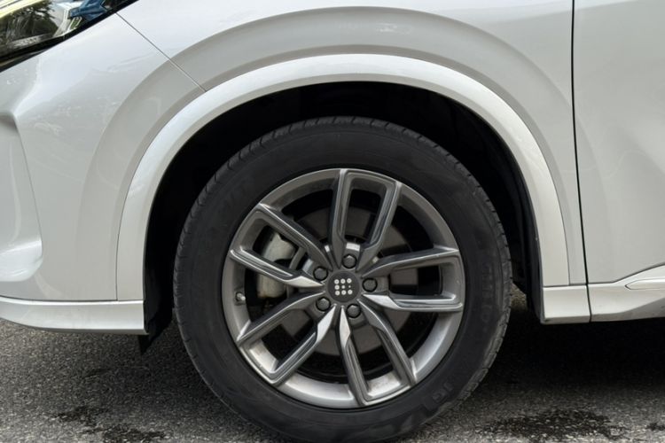 Used Landian E5 2023 1.5L DE-i 100KM Comfort Edition 7-Seater Exterior 4