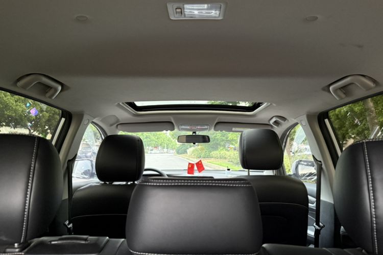 Used Landian E5 2023 1.5L DE-i 100KM Comfort Edition 7-Seater Headliner