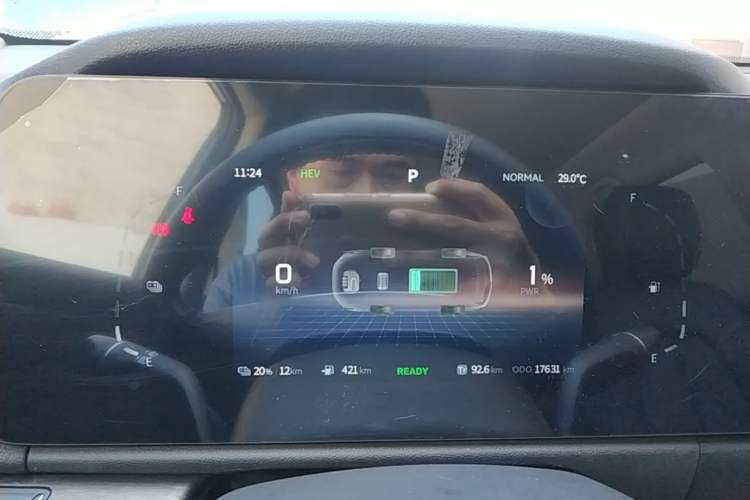 Used Landian E5 2023 1.5L DE-i 100KM Zhenxiang Edition 7-Seater Instrument Cluster