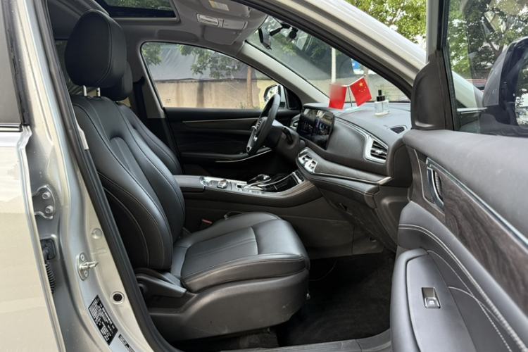 Used Landian E5 2023 1.5L DE-i 100KM Comfort Edition 7-Seater Right Front Seat
