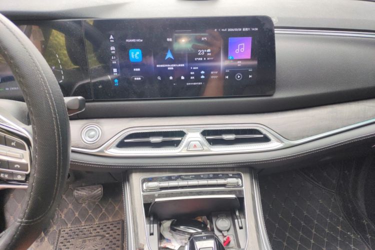 Used Landian E5 2023 1.5L DE-i 100KM Comfort Edition 7-Seater Audio And AC Panel