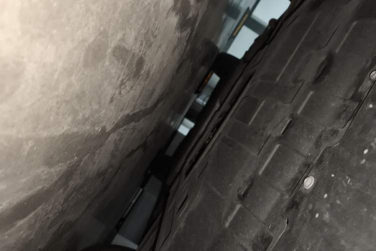Used Landian E5 2023 1.5L DE-i 100KM Comfort Edition 7-Seater Chassis Front