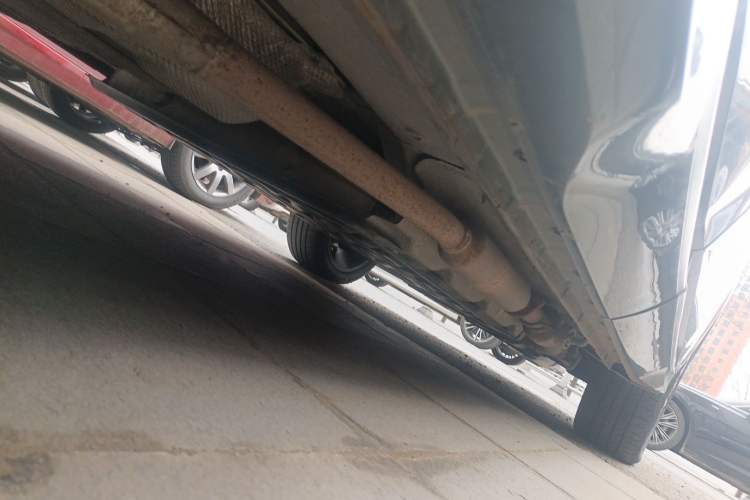 Used Landian E5 2023 1.5L DE-i 110KM Flagship 7-Seater Chassis Rear Right