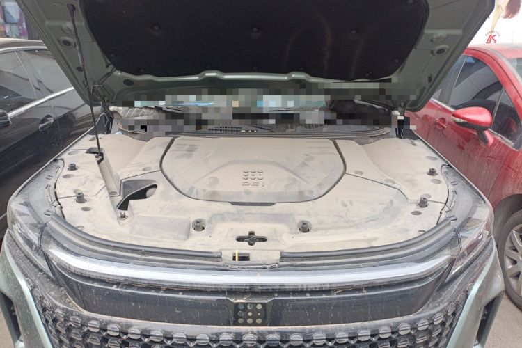 Used Landian E5 2023 1.5L DE-i 110KM Flagship 7-Seater Engine Bay
