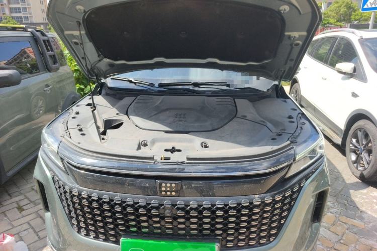 Used Landian E5 2023 1.5L DE-i 100KM Zhenxiang Edition 7-Seater Engine Bay