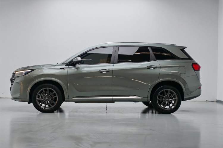 Used Landian E5 2023 1.5L DE-i 100KM Enjoyment Version 5 Seats Exterior 8