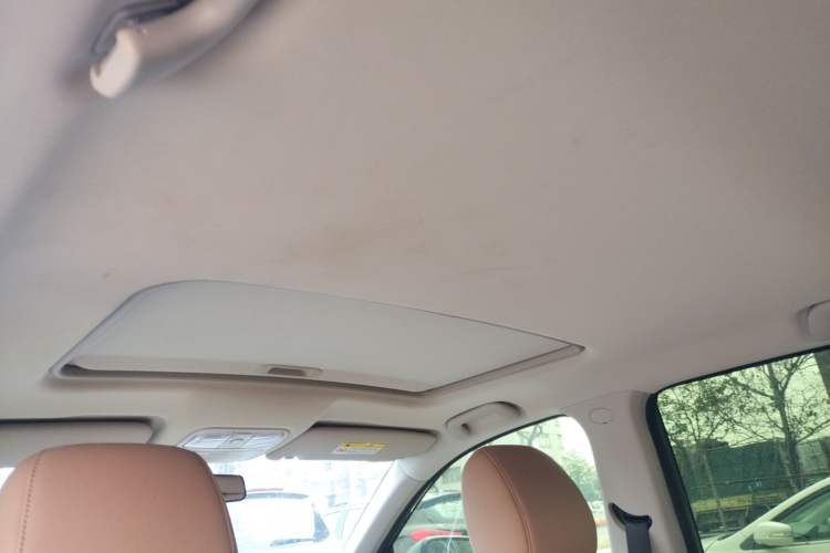 Used Landian E5 2023 1.5L DE-i 100KM Enjoyment Version 5 Seats Headliner