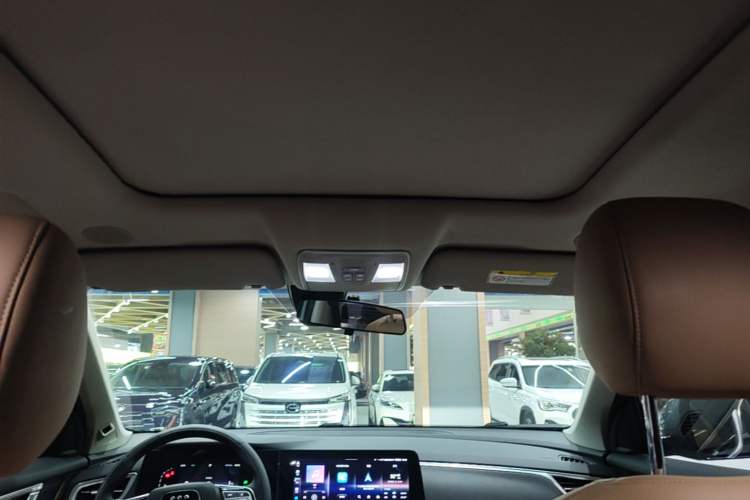 Used Landian E5 2023 1.5L DE-i 100KM Zhenxiang Edition 7-Seater Headliner
