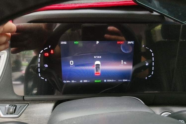 Used Landian E5 2023 1.5L DE-i 100KM Comfort Edition 7-Seater Instrument Cluster
