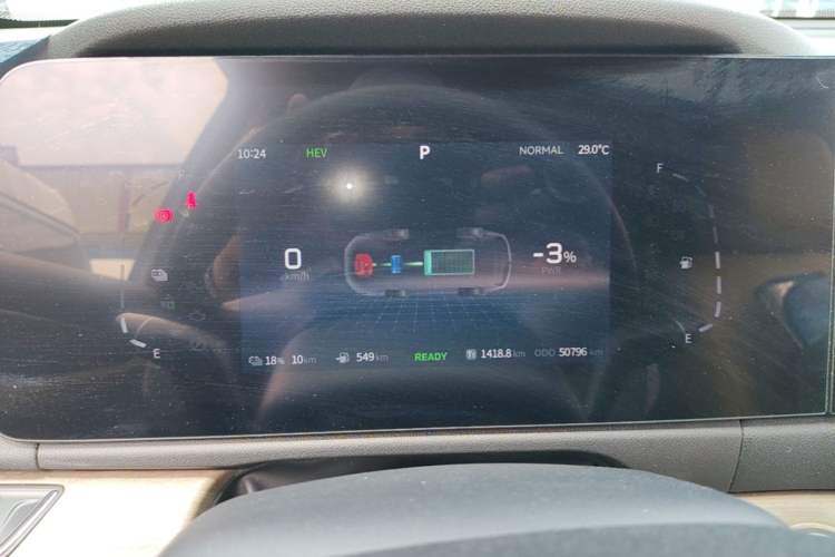 Used Landian E5 2023 1.5L DE-i 110 km Flagship Model 5 Seats Instrument Cluster