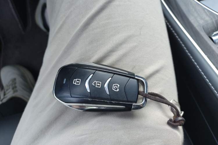 Used Landian E5 2023 1.5L DE-i 100KM Enjoyment Version 5 Seats Interior 1