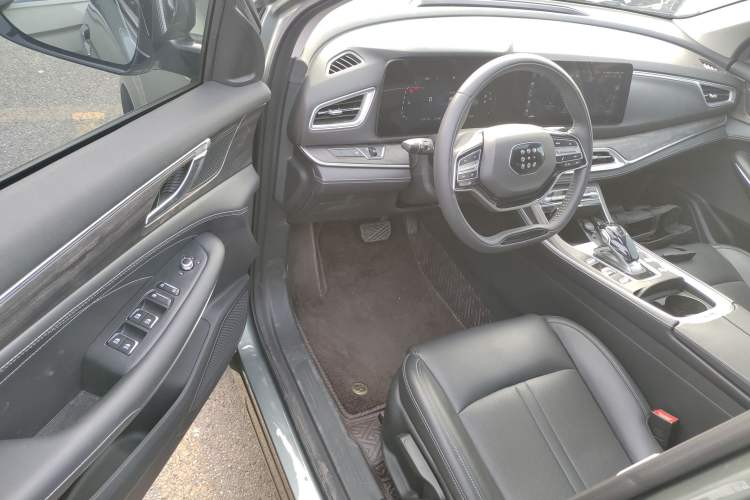 Used Landian E5 2023 1.5L DE-i 100KM Enjoyment Version 5 Seats Interior 3