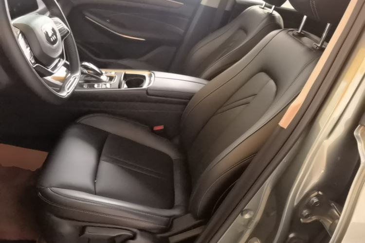 Used Landian E5 2023 1.5L DE-i 100KM Enjoyment Version 5 Seats Left Front Seat