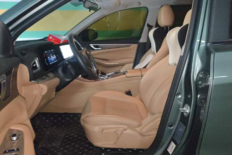 Used Landian E5 2023 1.5L DE-i 100KM Enjoyment Version 5 Seats Left Front Seat