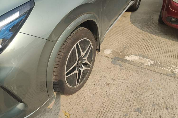 Used Landian E5 2023 1.5L DE-i 100KM Zhenxiang Edition 7-Seater Left Front Wheel Hub