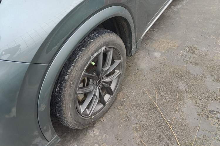 Used Landian E5 2023 1.5L DE-i 100KM Comfort Edition 7-Seater Left Front Wheel Hub