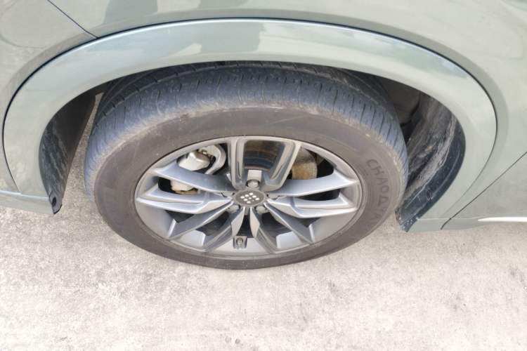 Used Landian E5 2023 1.5L DE-i 100KM Enjoyment Version 5 Seats Left Front Wheel Hub