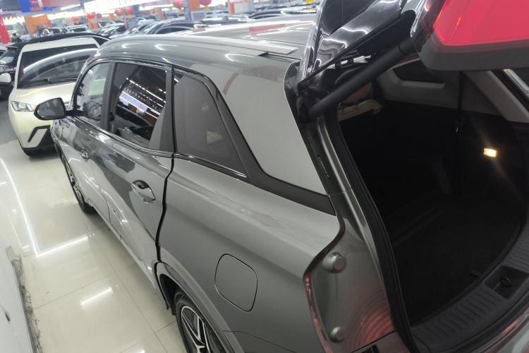 Used Landian E5 2023 1.5L DE-i 100KM Zhenxiang Edition 7-Seater Left Side