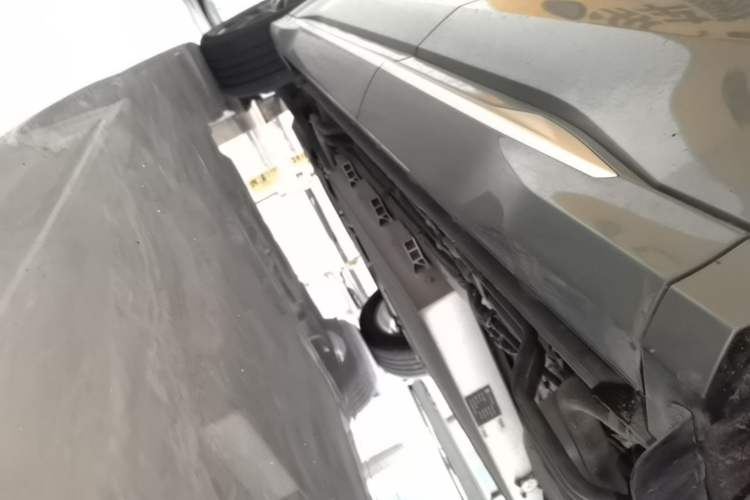 Used Landian E5 2023 1.5L DE-i 100KM Enjoyment Version 5 Seats Left Side Sill