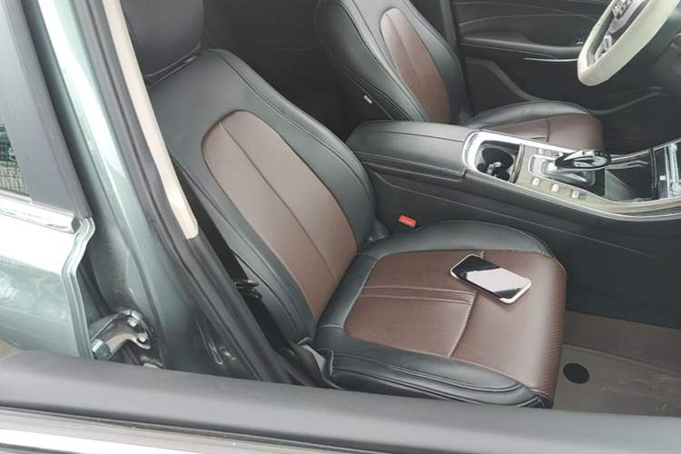 Used Landian E5 2023 1.5L DE-i 100KM Comfort Edition 7-Seater Right Front Seat
