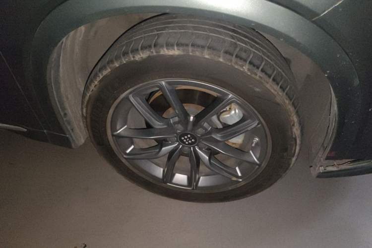 Used Landian E5 2023 1.5L DE-i 100KM Enjoyment Version 5 Seats Right Front Wheel Hub