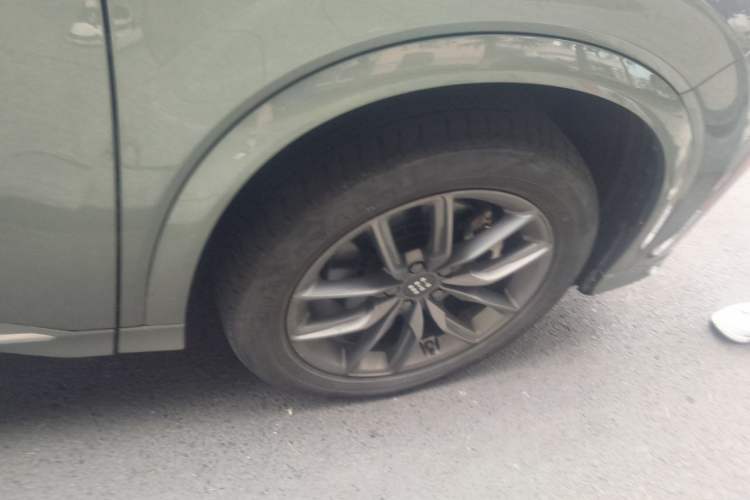 Used Landian E5 2023 1.5L DE-i 100KM Enjoyment Version 5 Seats Right Front Wheel Hub