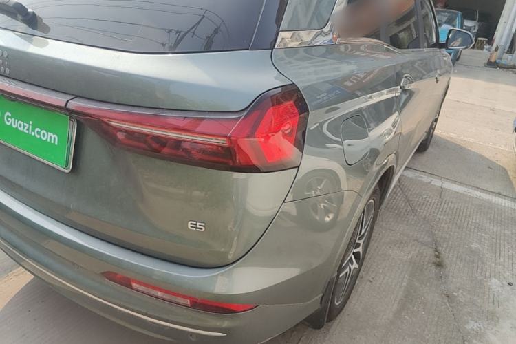 Used Landian E5 2023 1.5L DE-i 100KM Zhenxiang Edition 7-Seater Right Rear Taillight