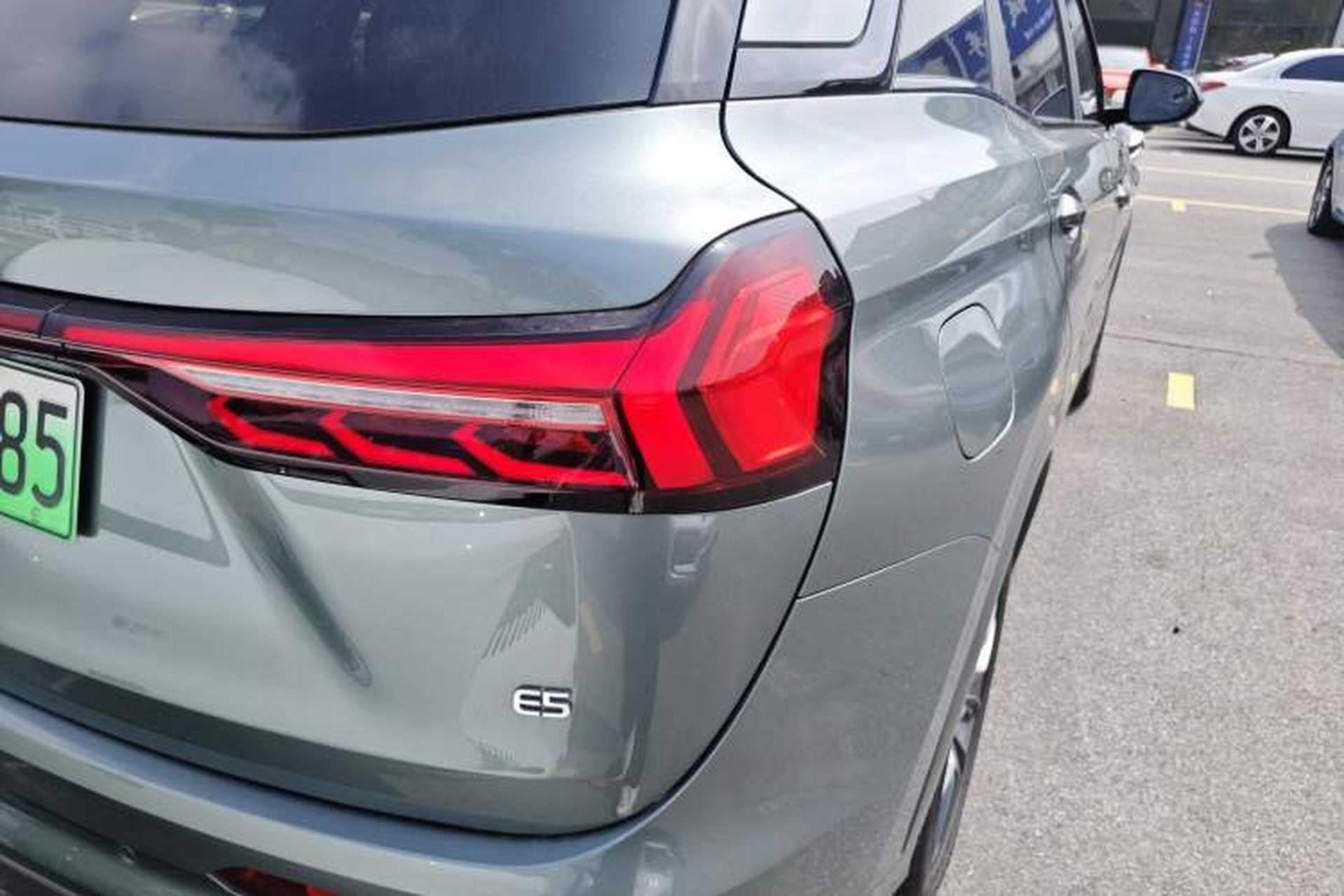 Used Landian E5 2023 1.5L DE-i 100KM Comfort Edition 7-Seater Right Rear Taillight