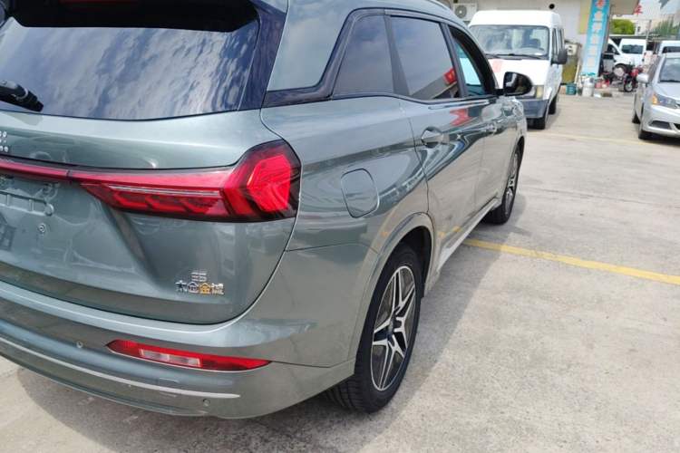 Used Landian E5 2023 1.5L DE-i 110 km Flagship Model 5 Seats Right Rear Taillight