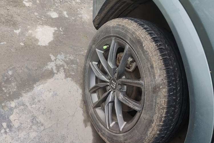 Used Landian E5 2023 1.5L DE-i 100KM Comfort Edition 7-Seater Right Rear Wheel Hub
