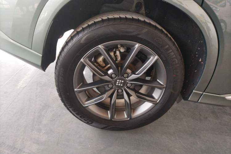 Used Landian E5 2023 1.5L DE-i 100KM Enjoyment Version 5 Seats Right Rear Wheel Hub