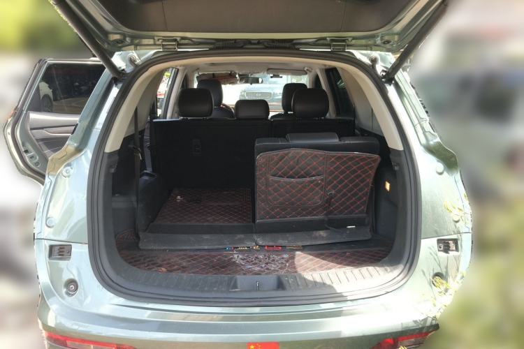Used Landian E5 2023 1.5L DE-i 100KM Zhenxiang Edition 7-Seater Trunk