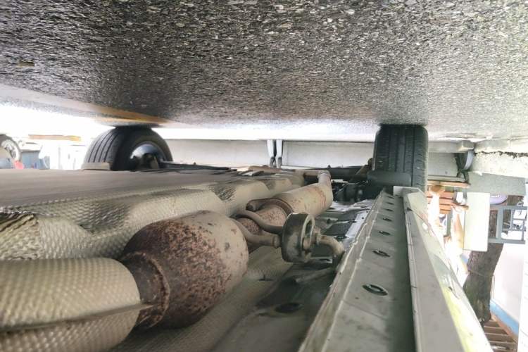 Used Landian E5 2023 1.5L DE-i 110KM Flagship 7-Seater Chassis Front Right