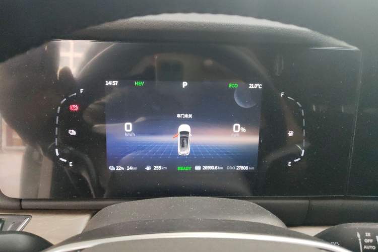 Used Landian E5 2023 1.5L DE-i 110KM Flagship 7-Seater Instrument Cluster