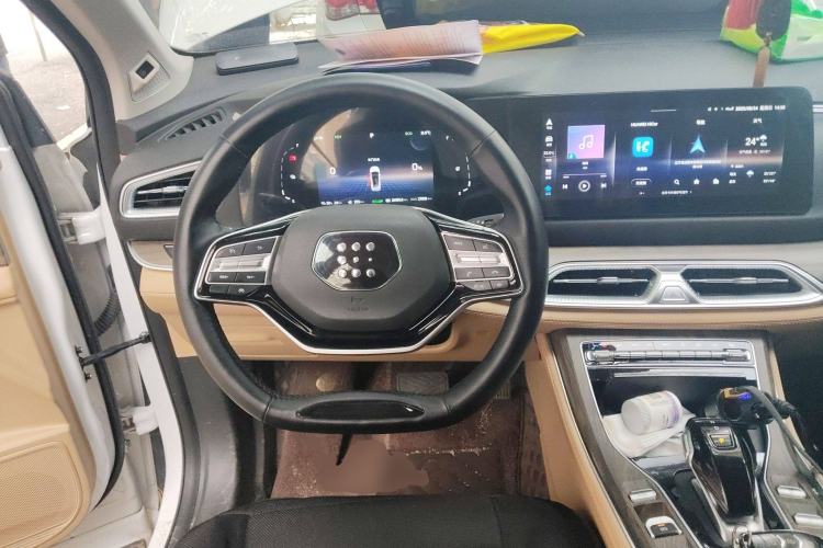 Used Landian E5 2023 1.5L DE-i 110KM Flagship 7-Seater Steering Wheel