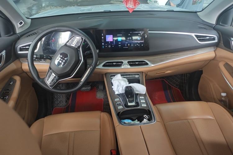 Used Landian E5 2023 1.5L DE-i 100KM Zhenxiang Edition 7-Seater Center Console