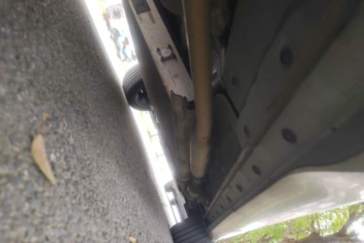 Used Landian E5 2023 1.5L DE-i 100KM Zhenxiang Edition 7-Seater Chassis Rear Right