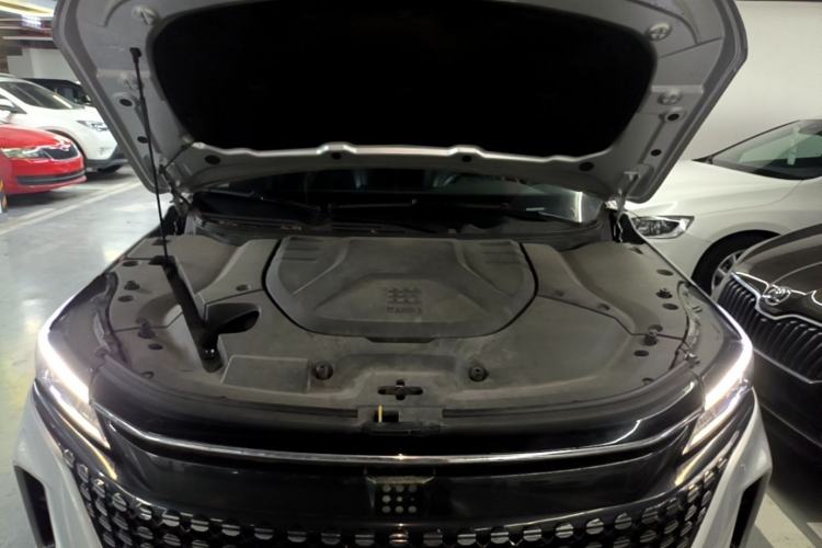 Used Landian E5 2023 1.5L DE-i 100KM Comfort Edition 7-Seater Engine Bay