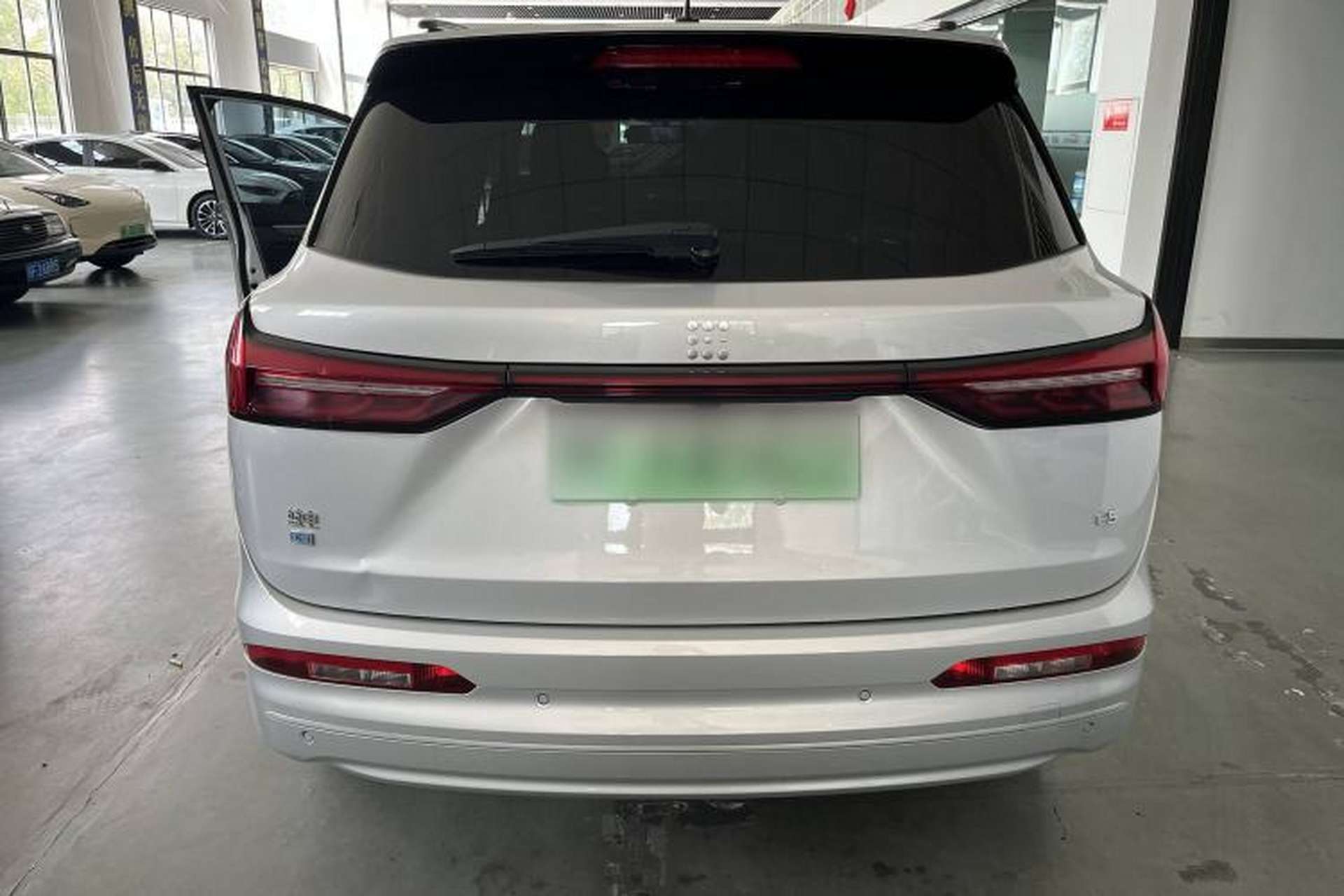 Used Landian E5 2023 1.5L DE-i 100KM Comfort Edition 7-Seater Exterior 3