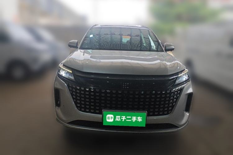 Used Landian E5 2023 1.5L DE-i 100KM Zhenxiang Edition 7-Seater Front