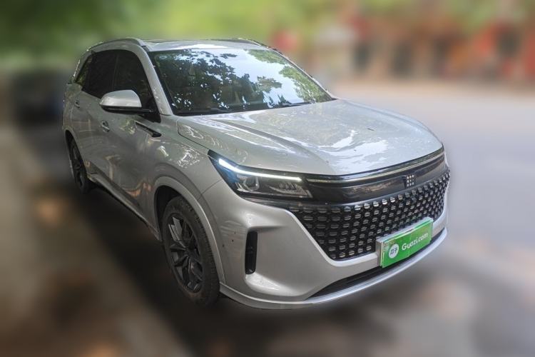 Used Landian E5 2023 1.5L DE-i 100KM Comfort Edition 7-Seater Front Right 45 Deg