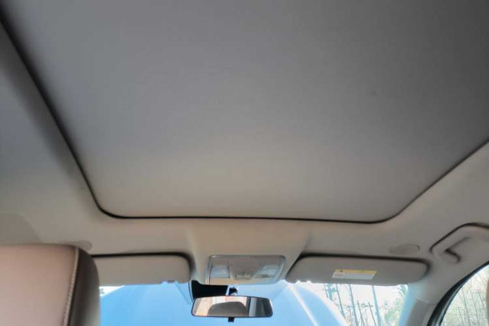 Used Landian E5 2023 1.5L DE-i 100KM Zhenxiang Edition 7-Seater Headliner