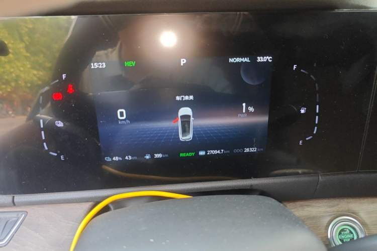 Used Landian E5 2023 1.5L DE-i 100KM Comfort Edition 7-Seater Instrument Cluster