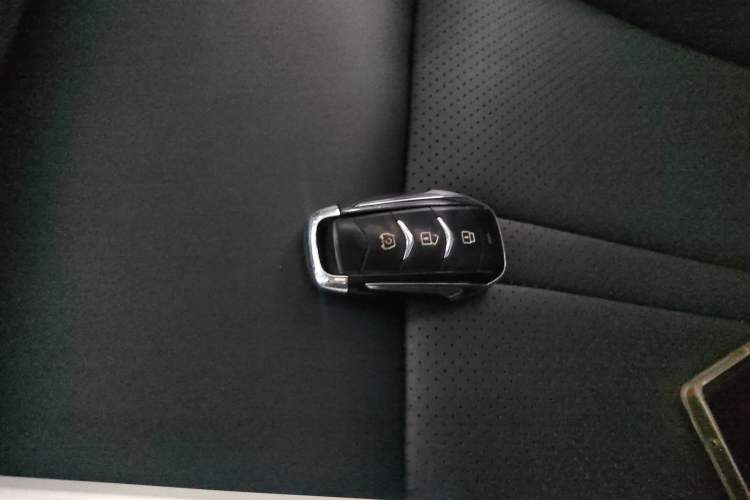 Used Landian E5 2023 1.5L DE-i 100KM Comfort Edition 7-Seater Interior 1
