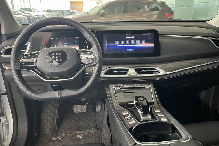Used Landian E5 2023 1.5L DE-i 100KM Comfort Edition 7-Seater Interior 1